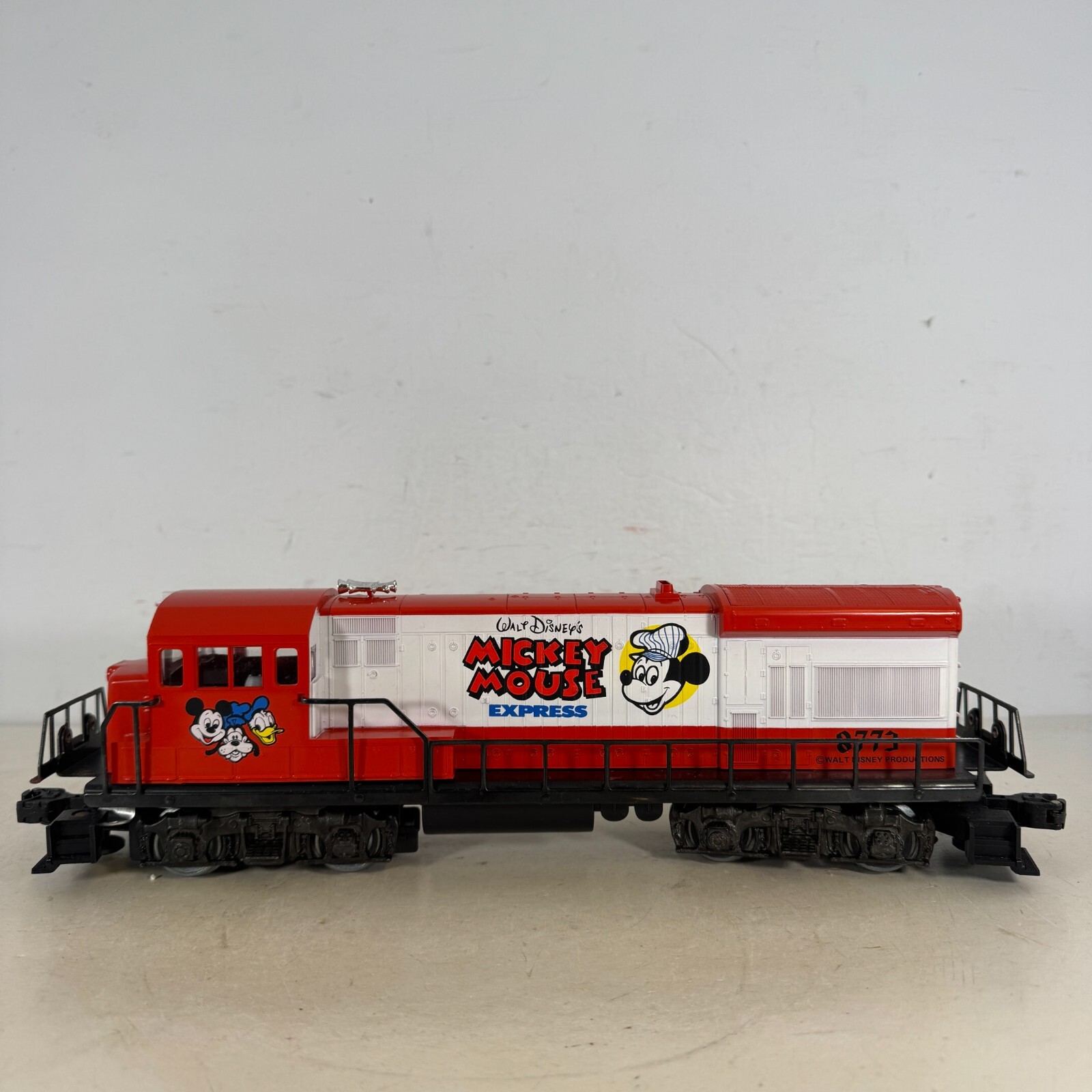 Lionel 6-8773 O Gauge Disney Mickey Mouse Express U 36B Diesel Engine Locomotive