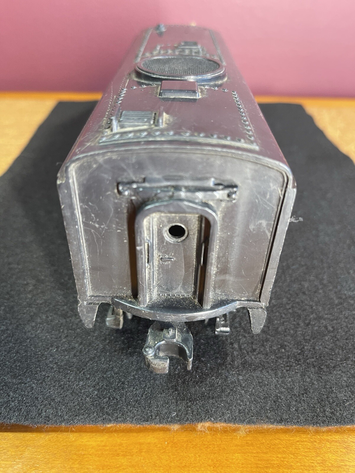 Vintage Train – KMT Kusan ‘Auburn’ 2716 ALCO Dummy Diesel Locomotive Kannon Ball