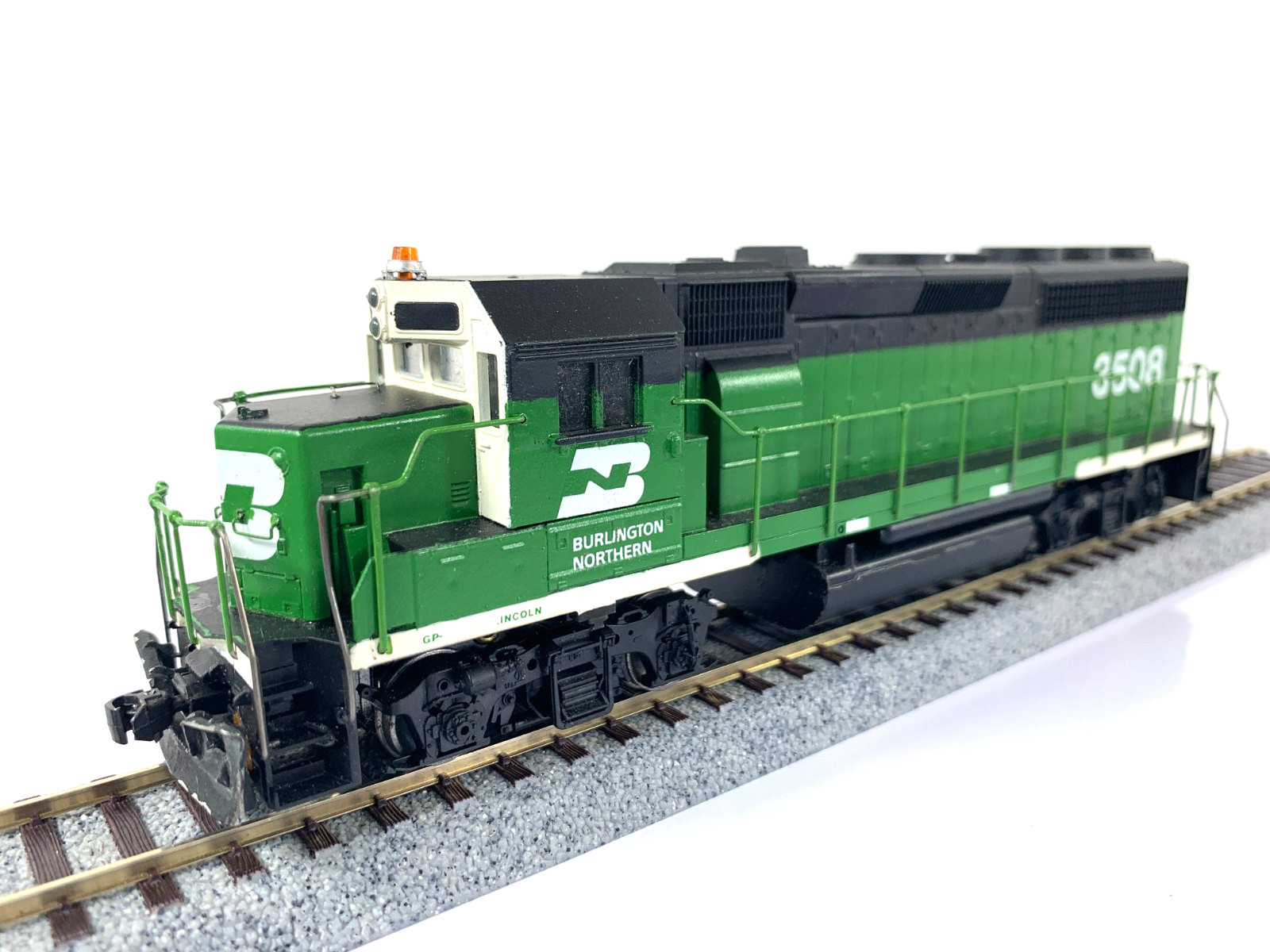 Athearn HO Burlington Northern GP-40 #3508 – Powered