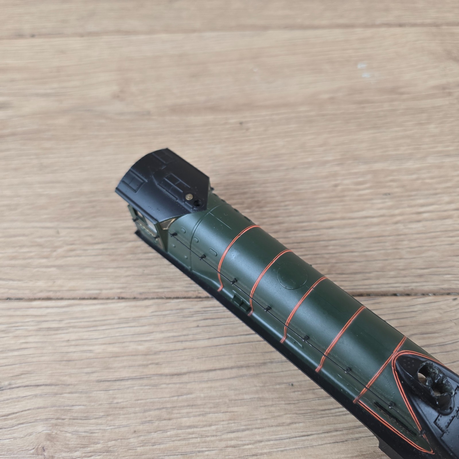 Bachmann 31-957 Class A4 Seagull Steam Locomotive Body Only 60033 OO Gauge DCC