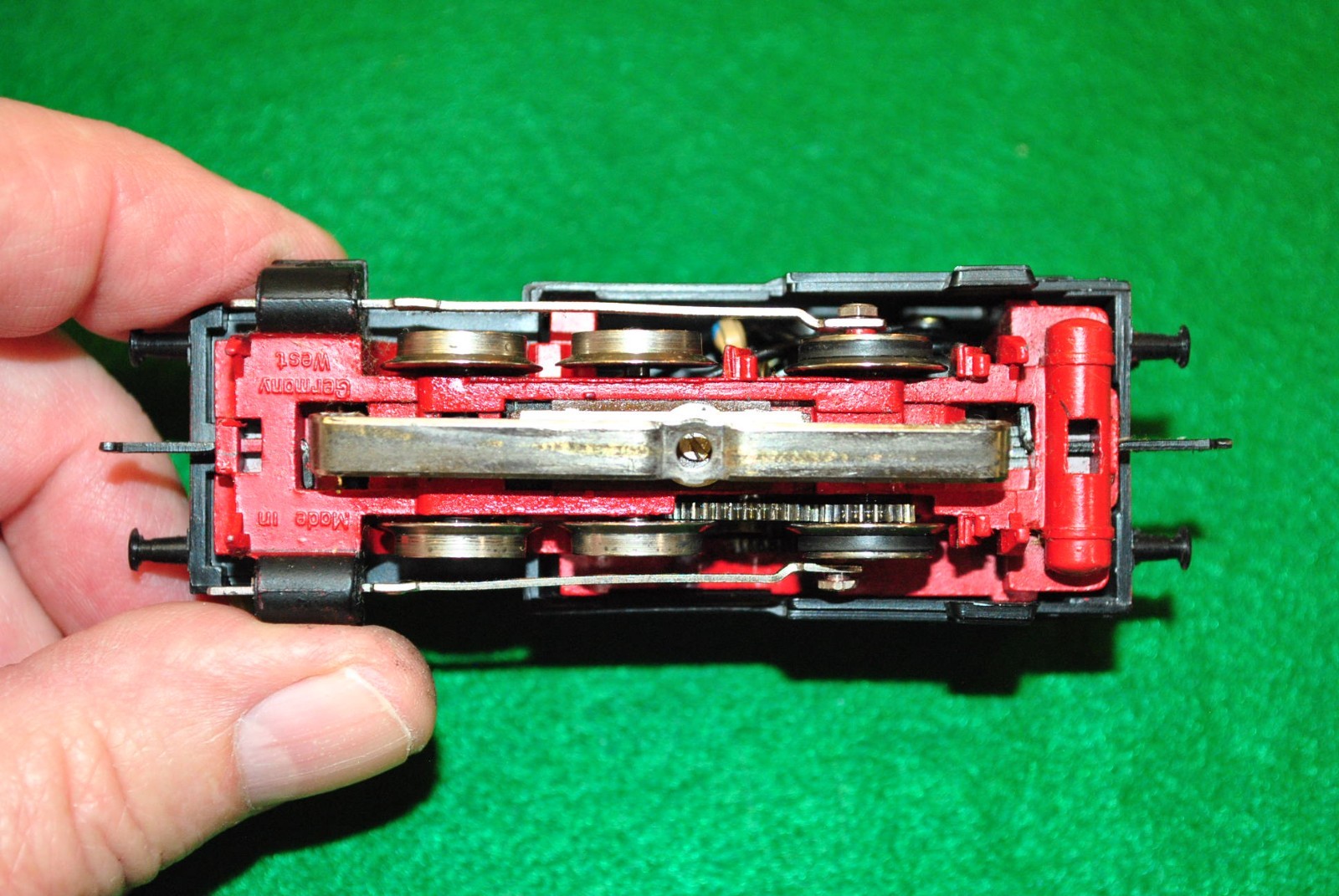 Marklin 3029 HO DB BR 30 0-6-0 Steam Locomotive 3029 Analog AC. Runs well!