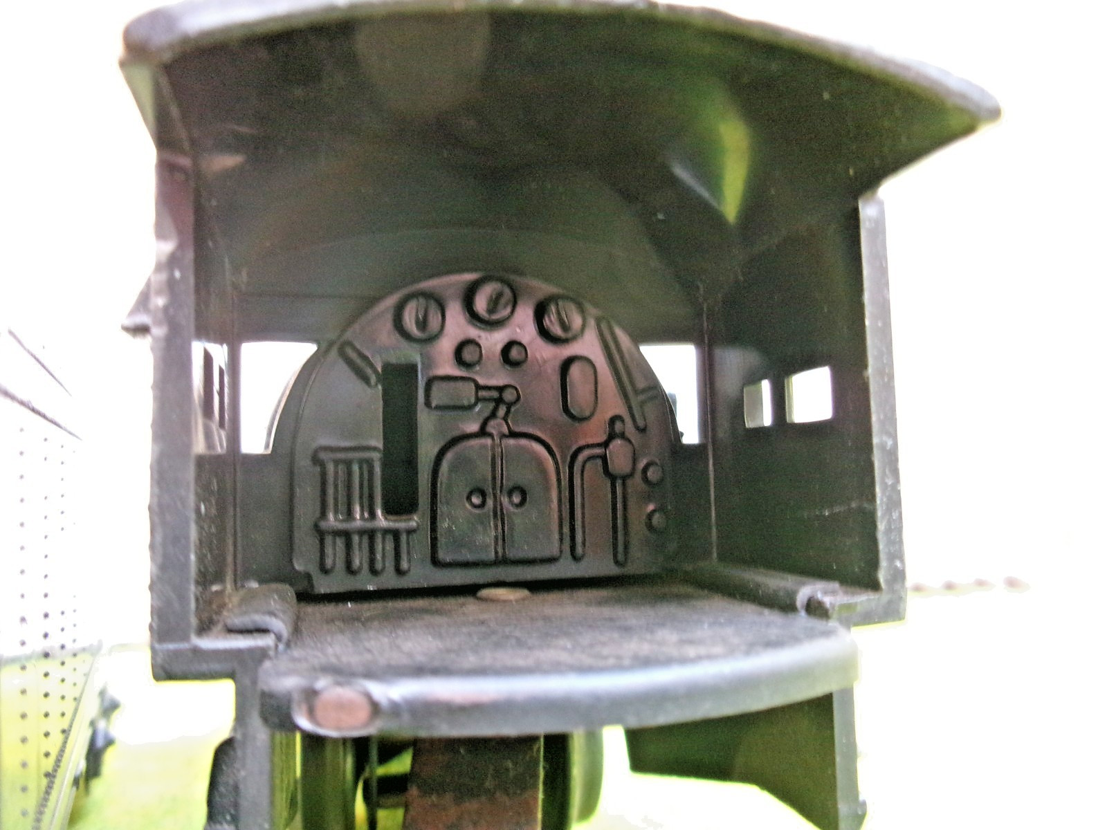 Marx Puffer Clockwork / Wind Up Locomotive 400 & NYC Tin Coal Tender . . EX