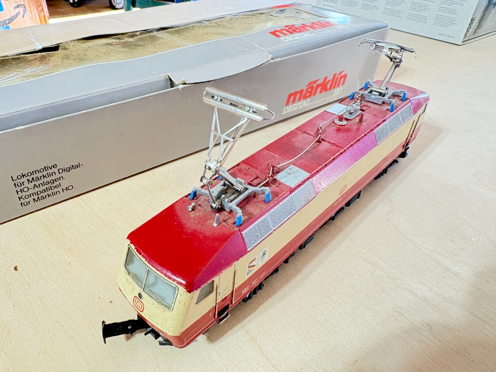 Marklin H0 3653 BR 120 DIGITAL ELECTRIC LOCOMOTIVE 002-1