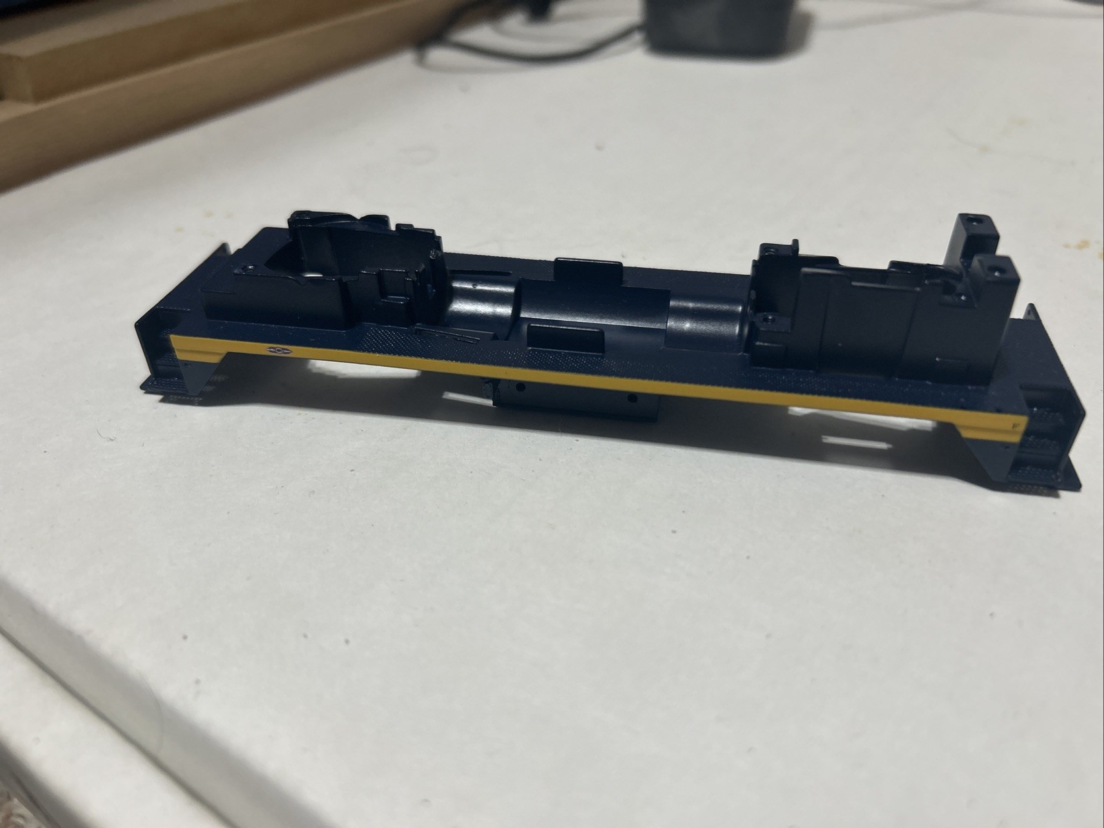 HO Broadway Limited NW2 Chassis – Santa Fe Blue/Yellow