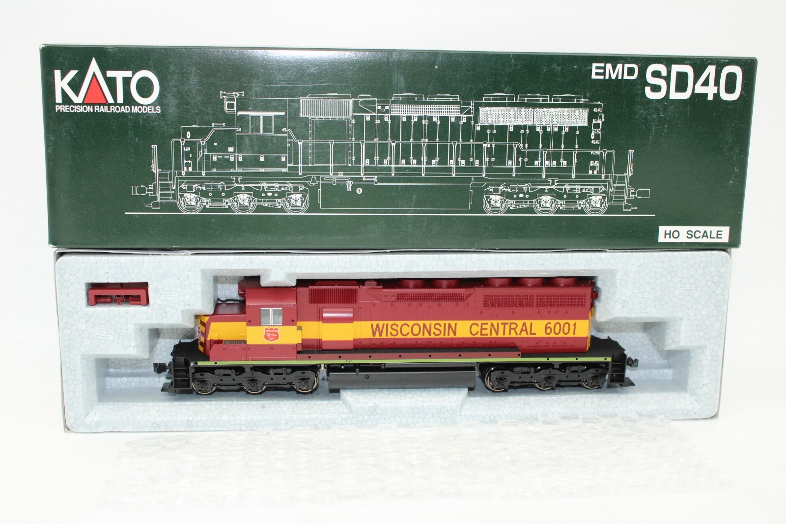 Kato HO WC Wisconsin Central SD40 Diesel Locomotive #6001 NOS 37-6329 DCC Ready
