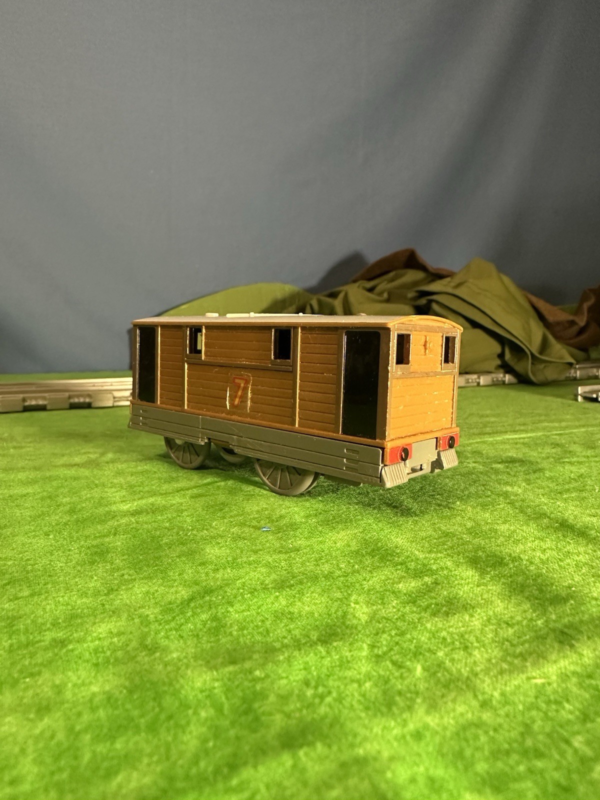 Tomy Thomas & Friends Toby the Tram Engine No. 7 Broken for Parts