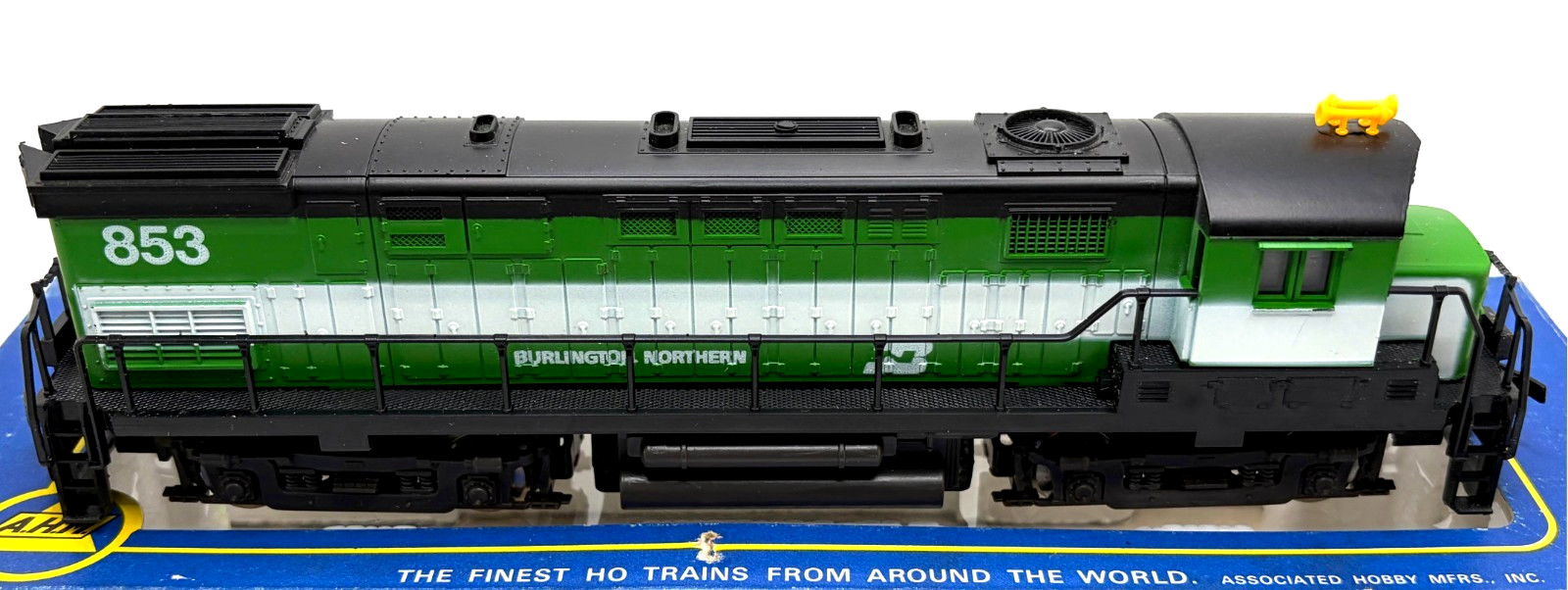 HO AHM 5015 G ALCO CENTURY 424 BURLINGTON NORTHERN BN # 853
