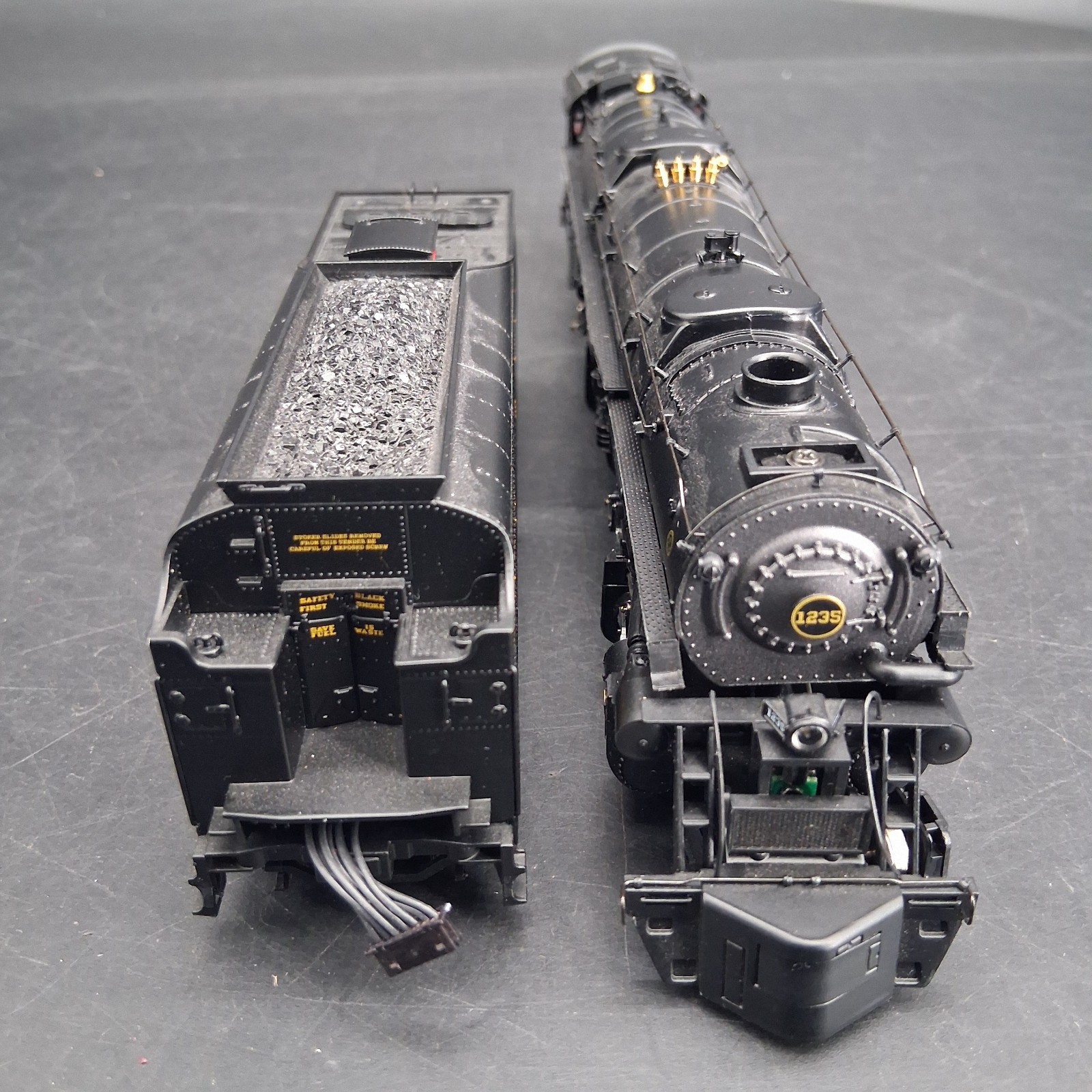 READ Broadway Limited Blueline 5200 N&W Class A 2-6-6-4 #1235 Tender HO Norfolk