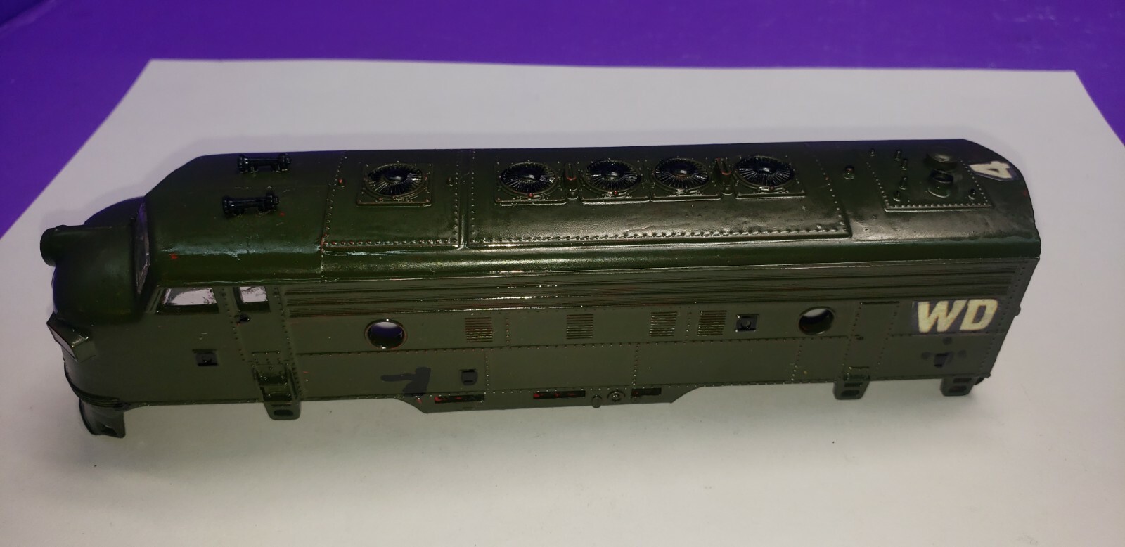 SHELL ONLY Life-Like HAND PAINTED Locomotive Ho Scale GOOD CONDITION F7A