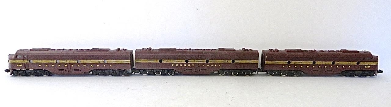 N ConCor Pennsylvania Set of 3 E8 Diesel Locomotives in the ABA Configuration