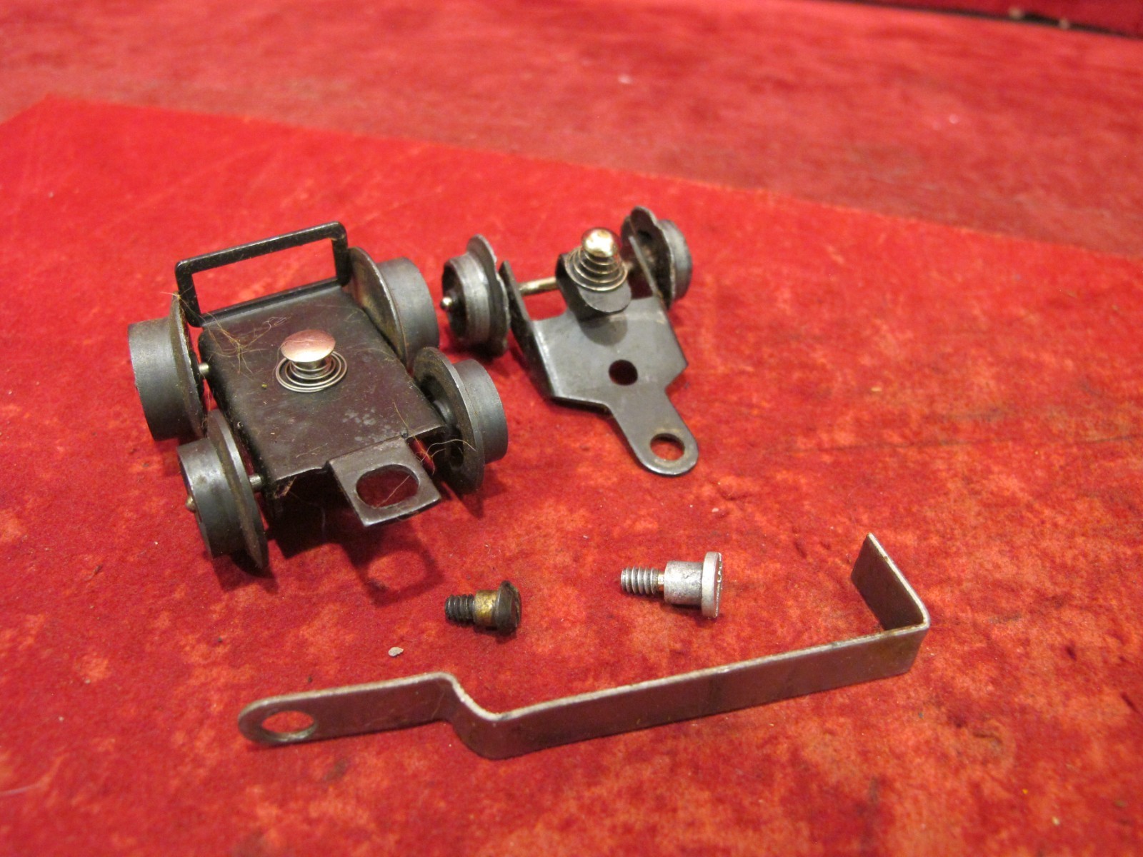 Lionel Postwar Pilot & Trailing Truck #2016, #2018, #2026, #2029, #2036, #2037