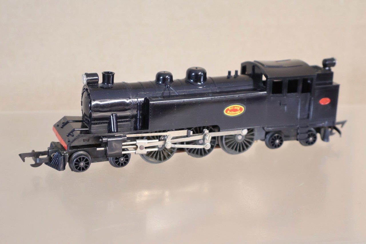 TRIANG R56 BR 4-6-4 BALTIC TANK LOCOMOTIVE 4830 BOXED from 1955 om