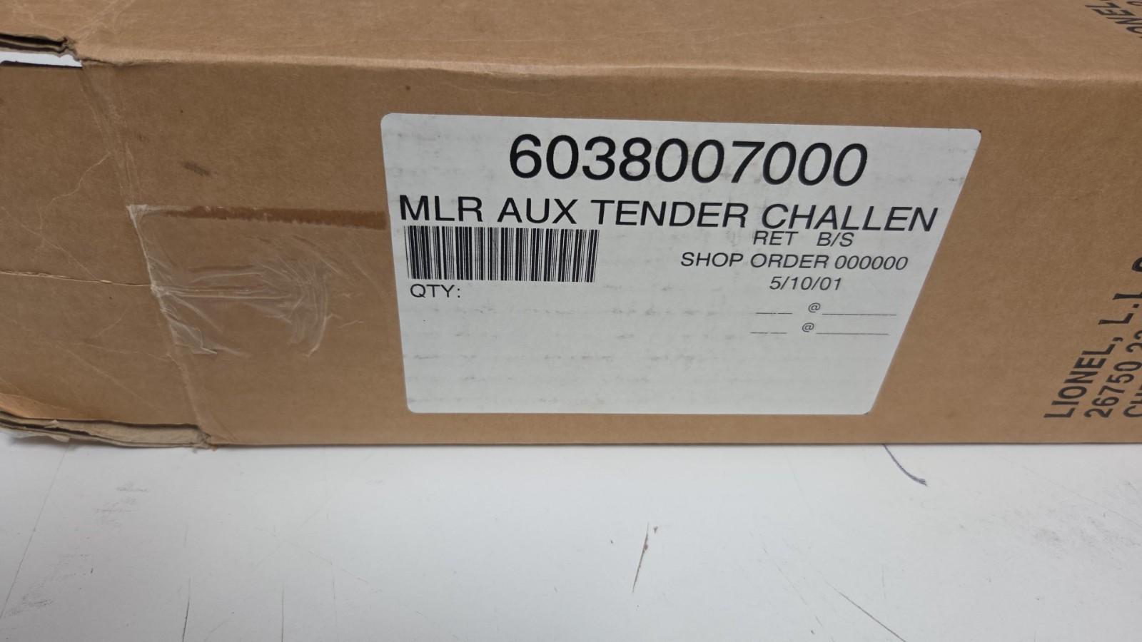 Lionel 6-38007 Union Pacific Challenger Black Auxiliary Tender. New in box.