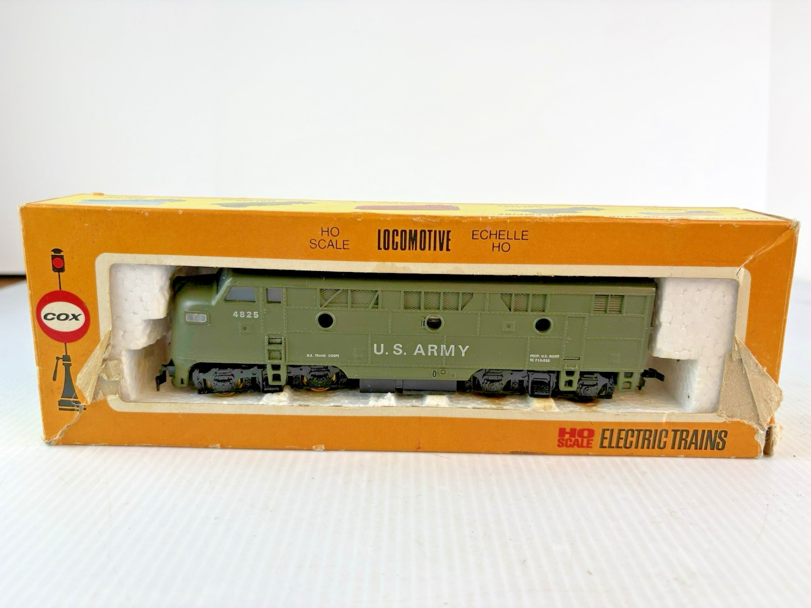 Cox HO Scale U.S. Army F3 Locomotive No.6111-6, Powered, Not Running, IOB