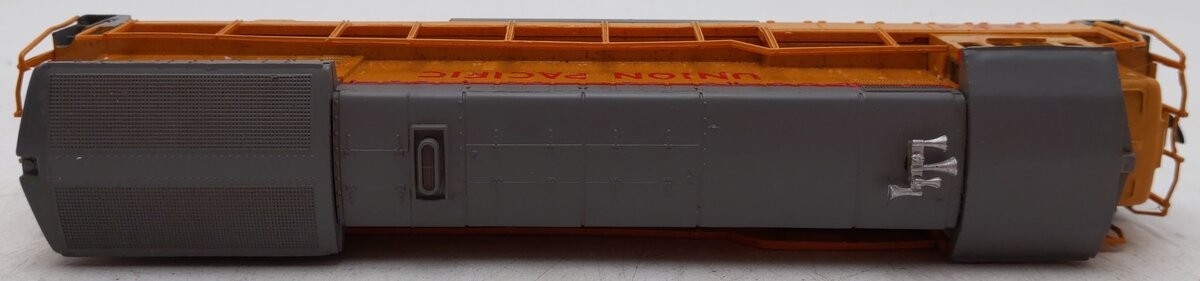 Bachmann 0625 HO Union Pacific GE U36B Diesel Locomotive #824/Box