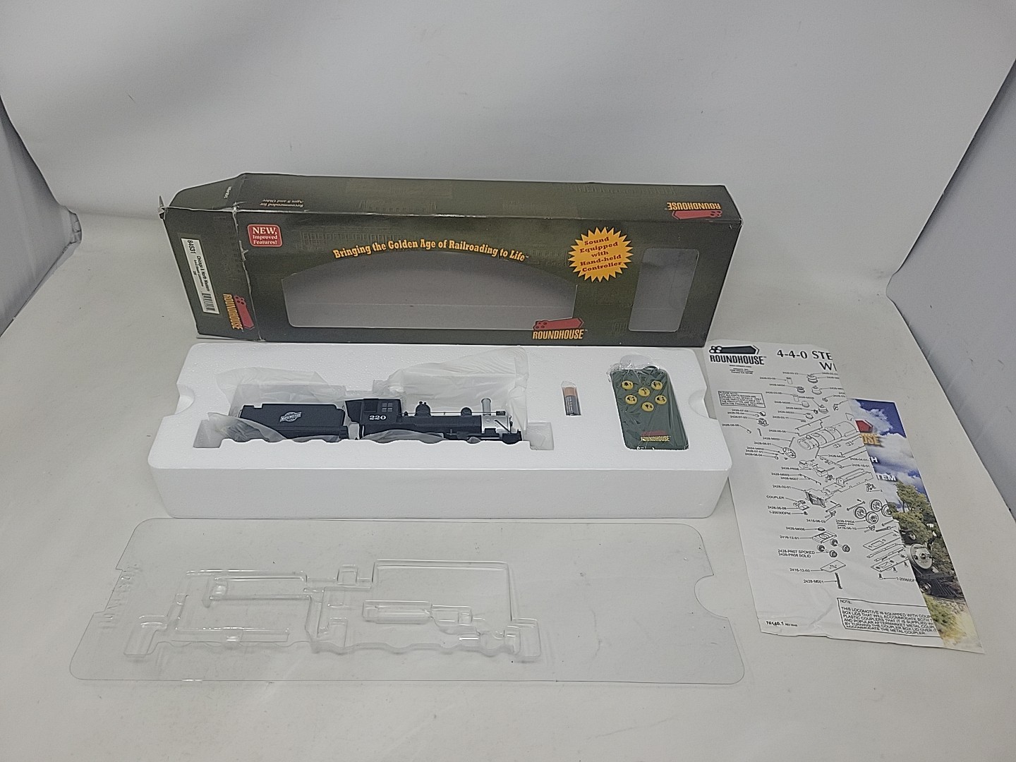 HO ROUNDHOUSE 84531 4-4-0 STEAM LOCOMOTIVE CHICAGO & NORTH WESTERN CNW DCC SOUND