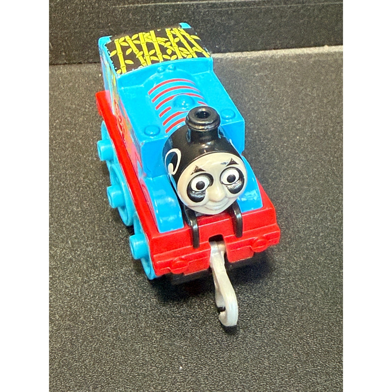Thomas & Friends TrackMaster Panda Thomas Die-Cast Metal Push-Along Train GHW13