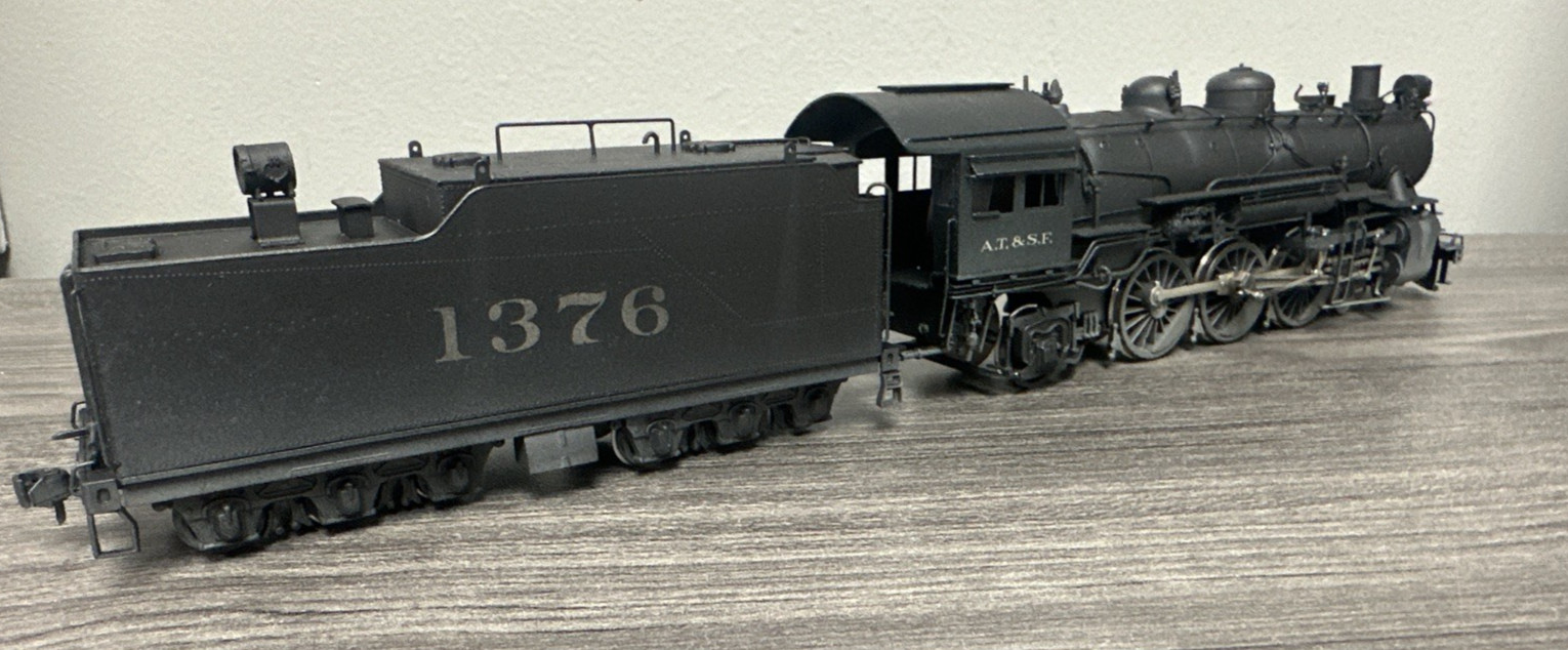 Pacific Fast Mail/Fujiyama ATSF Class 1337 4-6-2 Steam Locomotive #1376 Painted