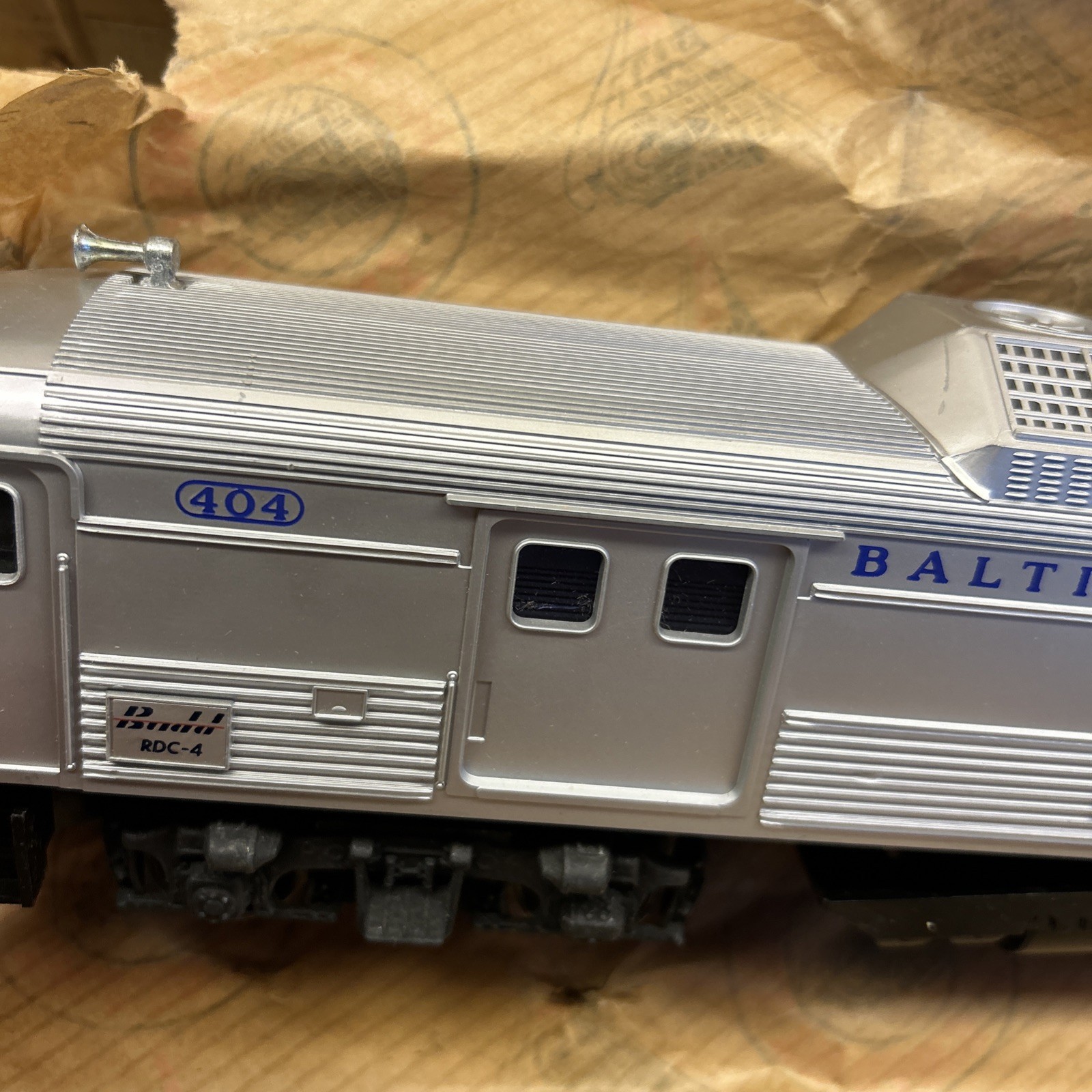 Lionel 404 Baltimore & Ohio – new, wrapped in original box-damage, see pictures