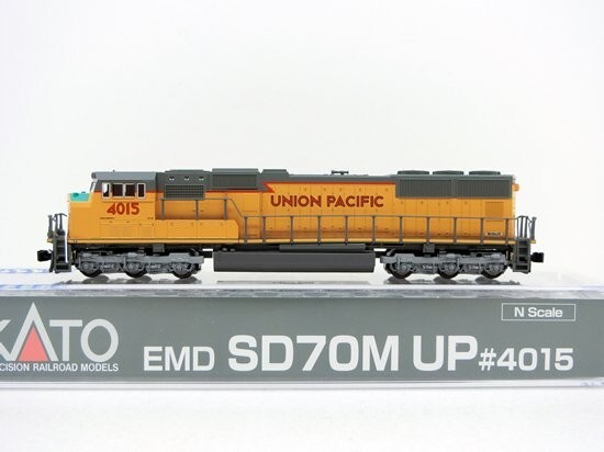 Kato 176-4015 EMD SD70M FLAT RADIATOR UP 4015 N Gauge UNION PACIFIC NEW
