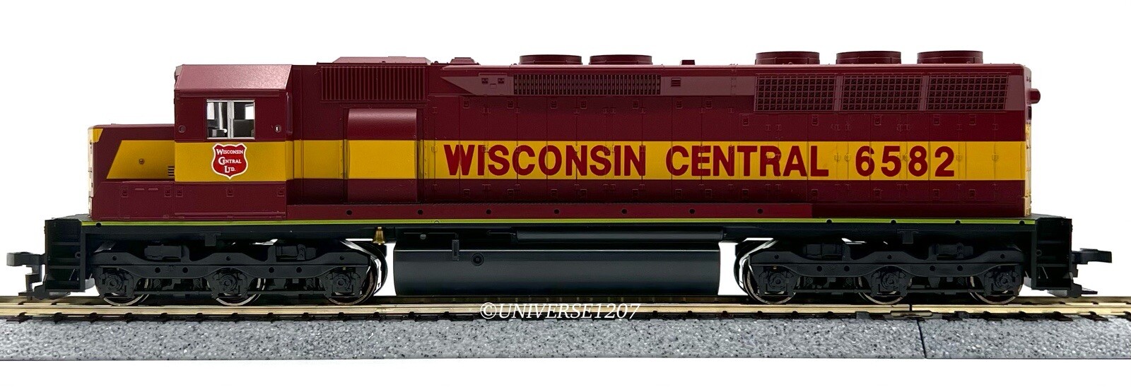 HO Kato 37-1719 EMD SD45 Wisconsin Central #6852 Diesel Engine Locomotive NIB H0