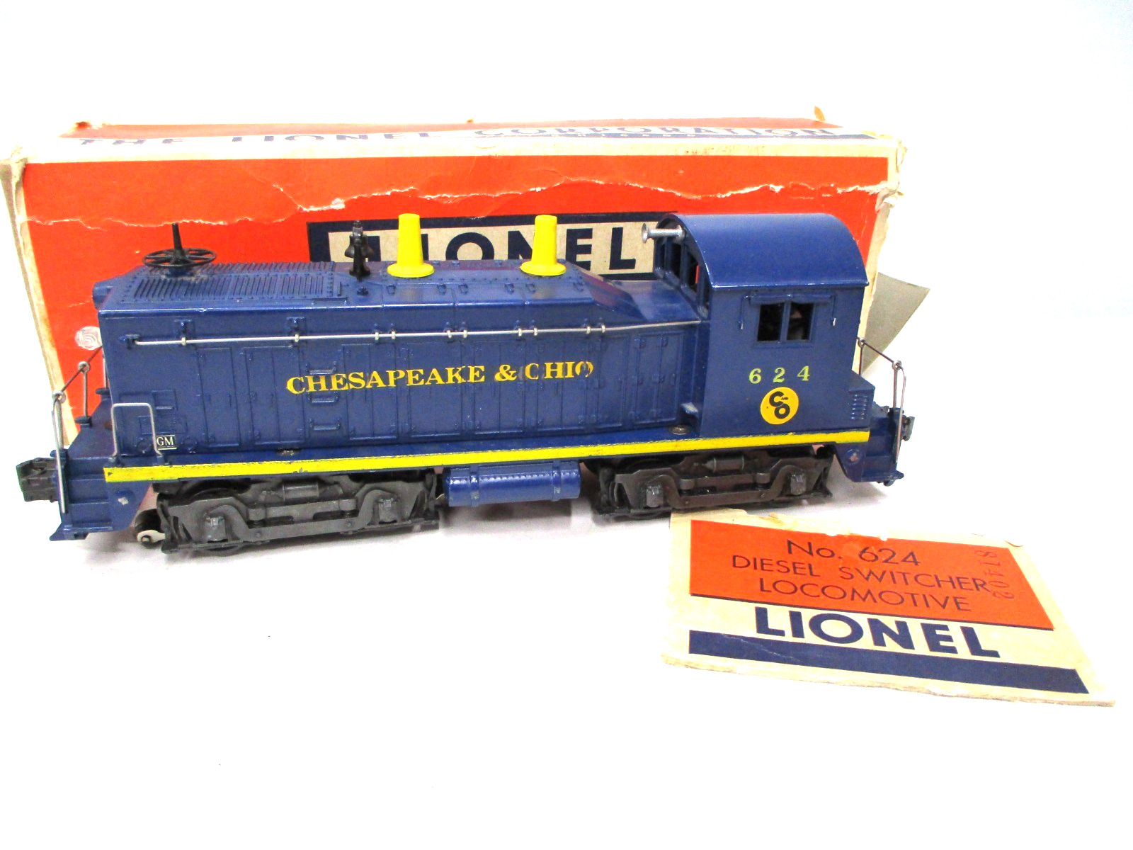 Lionel 624 C and O GM Diesel Loco Postwar O gauge X8296