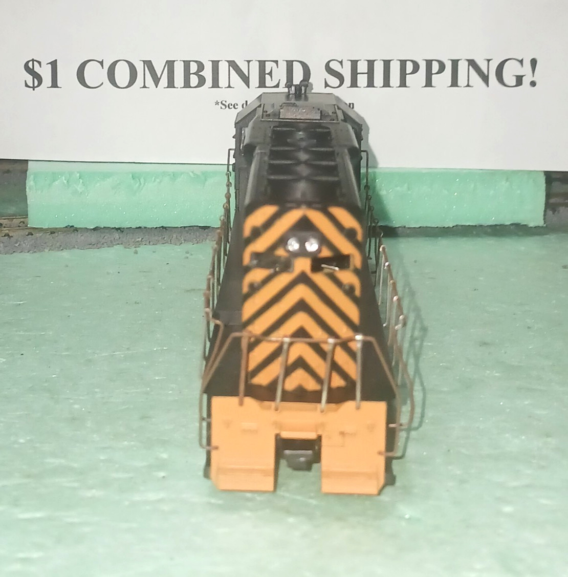 HO SCALE POWERED GP-40 RIO GRANDE; ATHEARN; NT0715-2