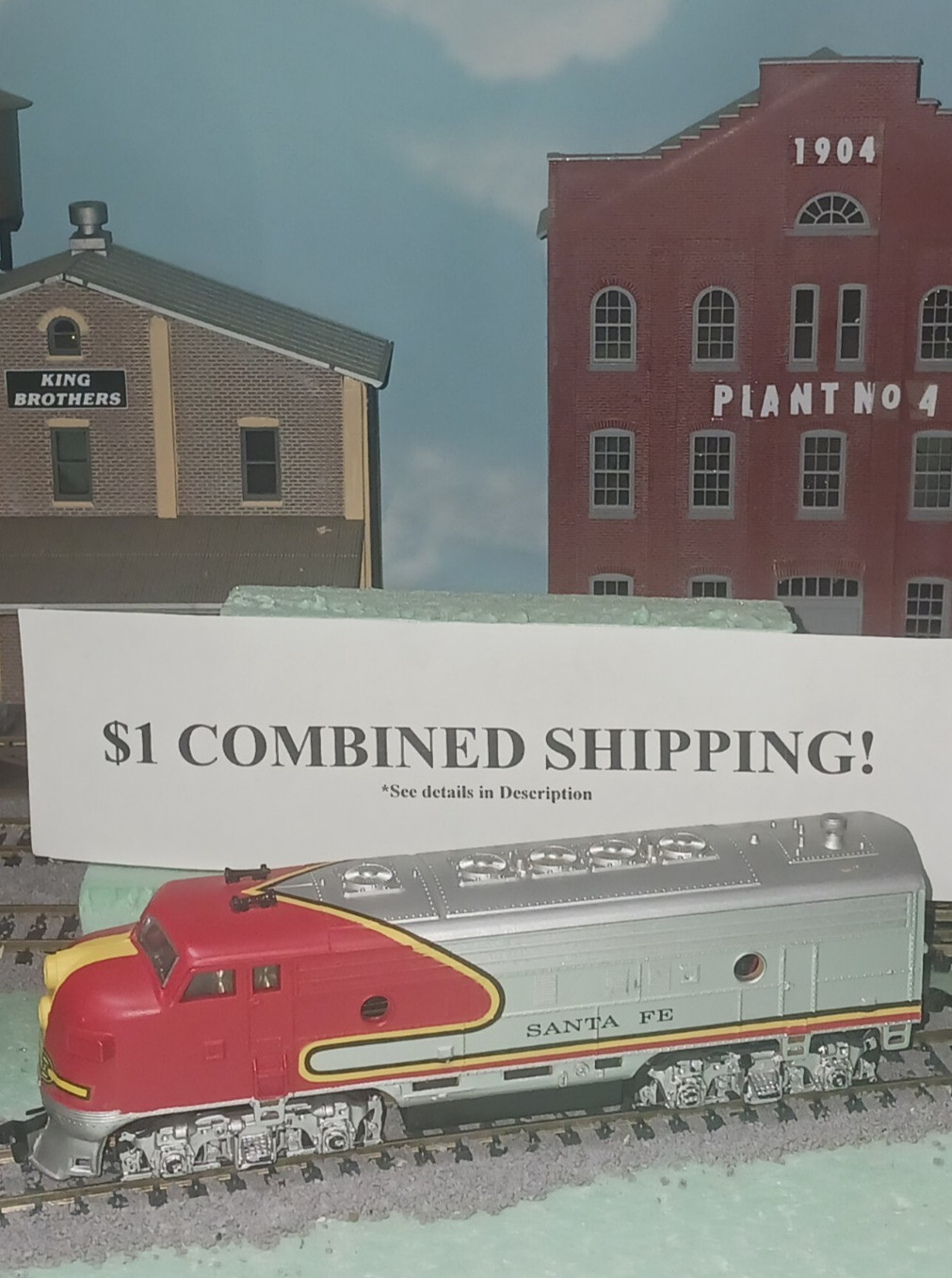 HO SCALE POWERED F-7A LOCO; SANTA FE; LIFE-LIKE Hu0715-5