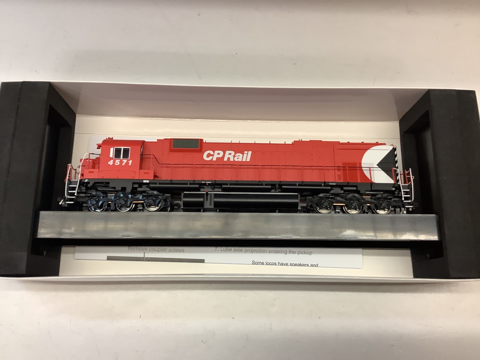 Bowser #24837 HO scale “CP Rail” M630 5 stripe Analog DCC READY Rd. #4571