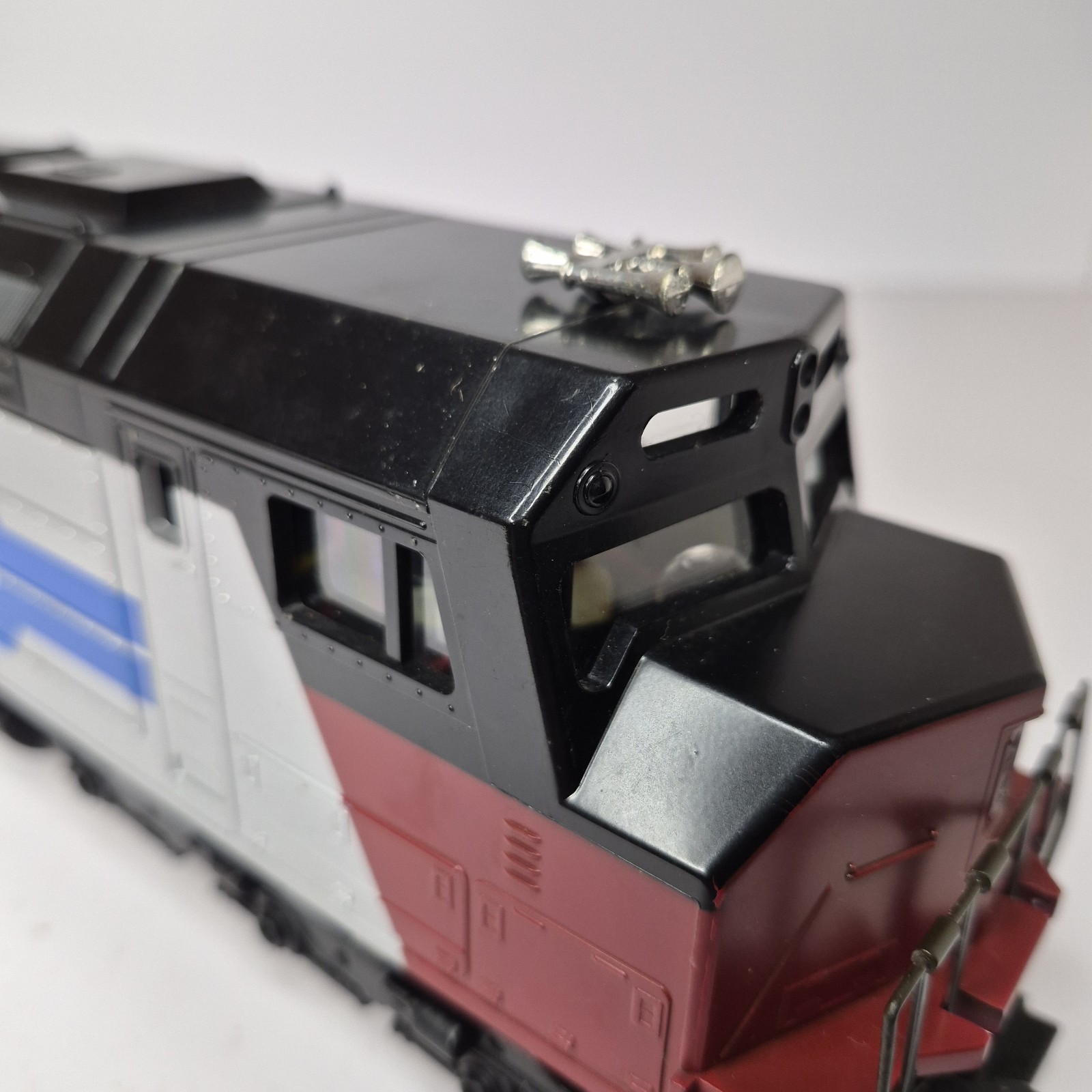 Williams O Scale Amtrak FP45 Engine With Box #358 “READ”
