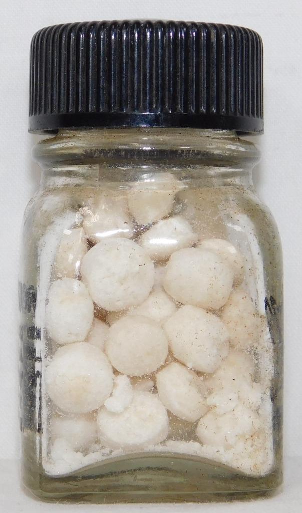 Lionel SP Smoke Pellets bottle FULL 50 tablets CLEAR bottle Early 1940s blkPrint