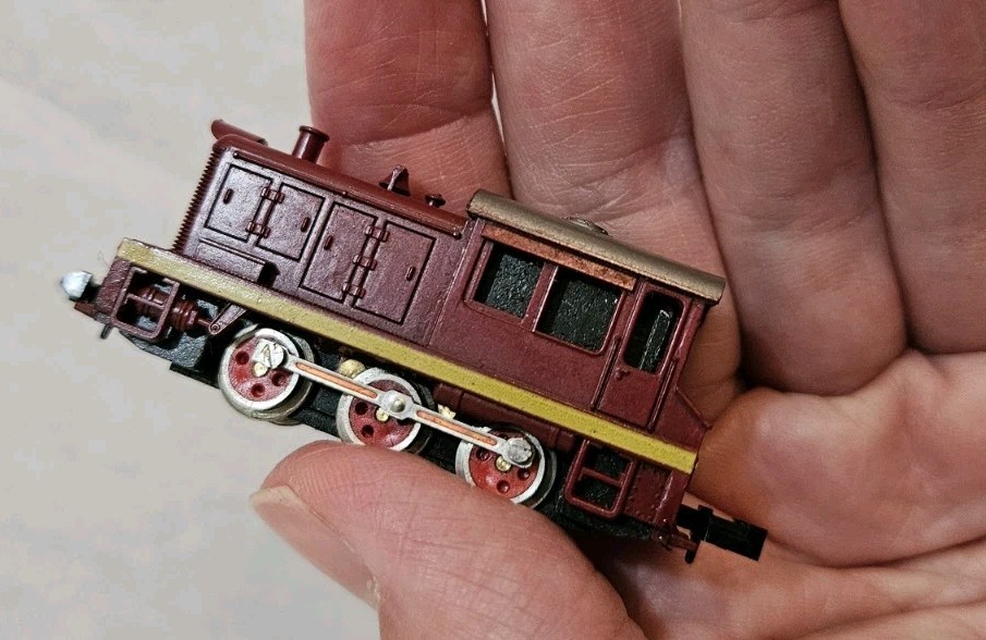 Atlas N Scale 4069 Davenport Dewenport 0-6-0 Switcher Locomotive