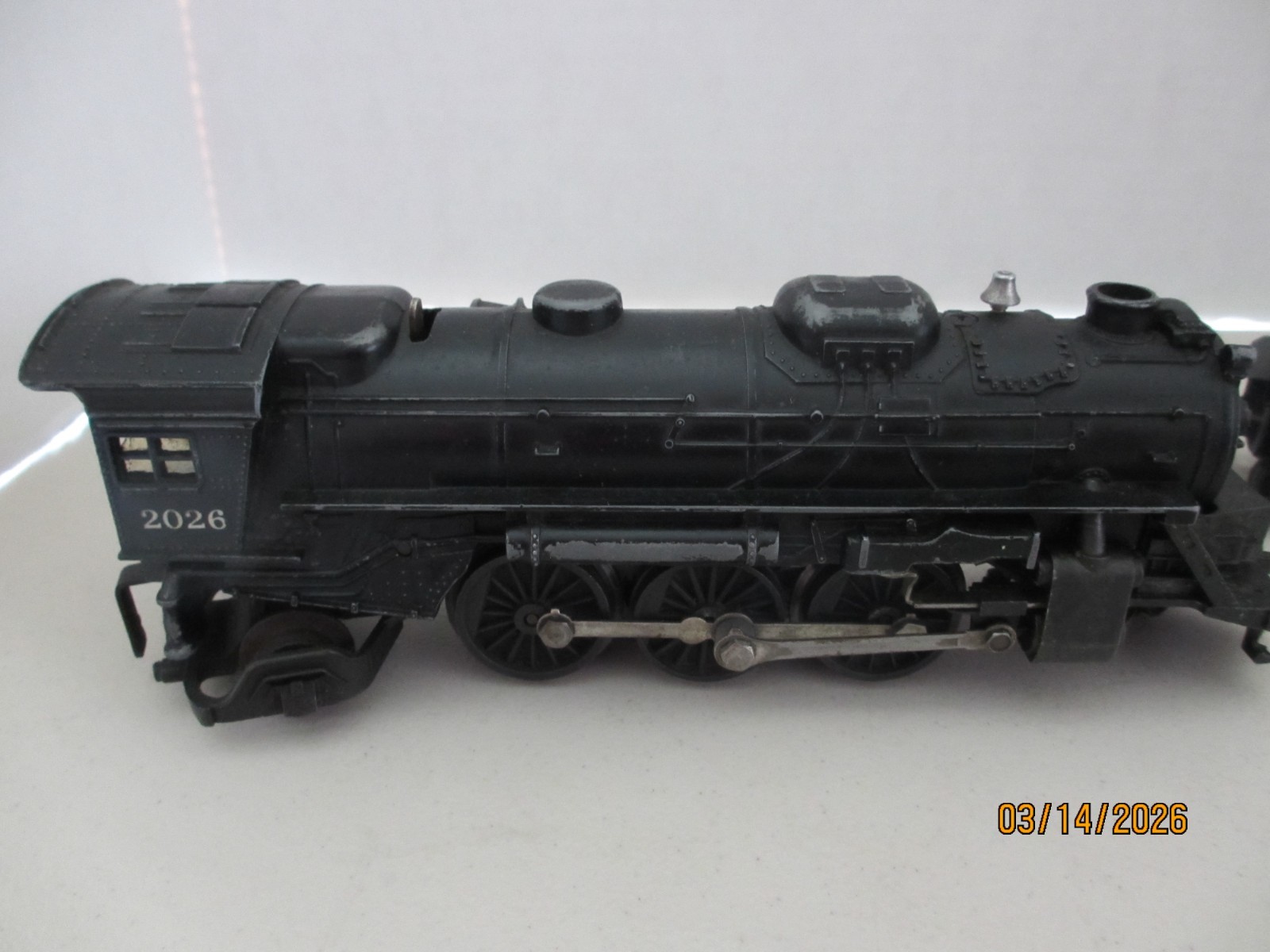 1951/1953 LIONEL O GAUGE 2026 2-6-2 STEAM LOCOMOTIVE WITH 6026W TENDER