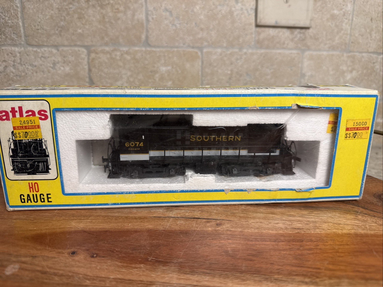 Atlas 8287 HO Scale ALCO S-4 Diesel Locomotive Southern Railway 6074 NOS NIB