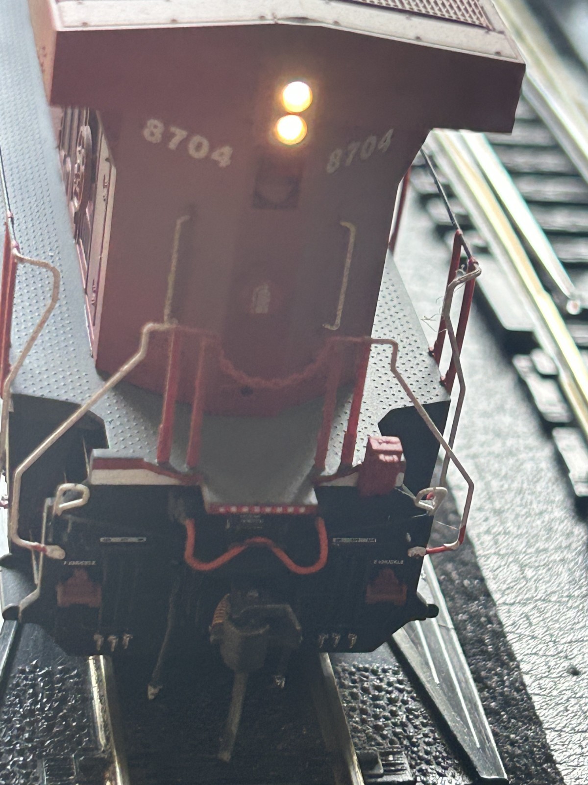 Athearn Genesis HO CP GE ES44AC #8704 DCC/Tsunami2 Sound +Weathered +Keep-Alive