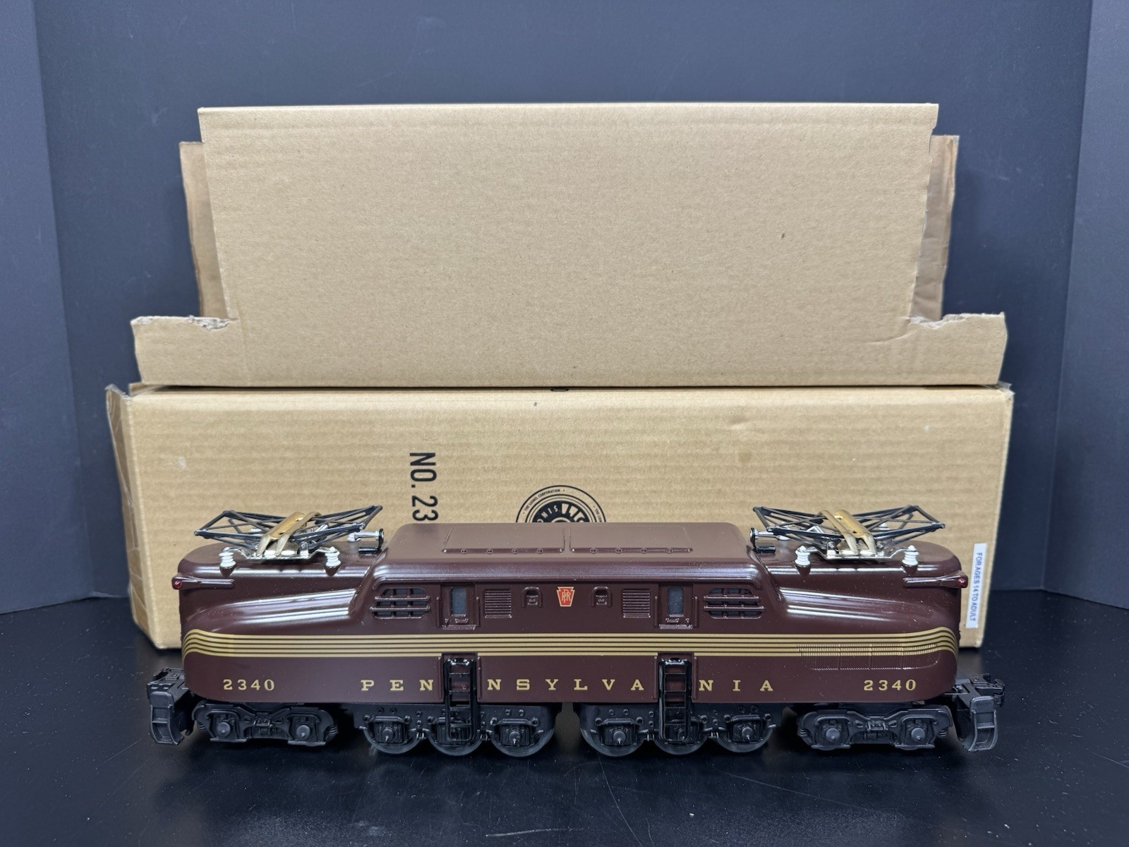 Lionel 6-38303 Pennsylvania tuscan 5-stripe GG-1 electric engine #2340 LNIB