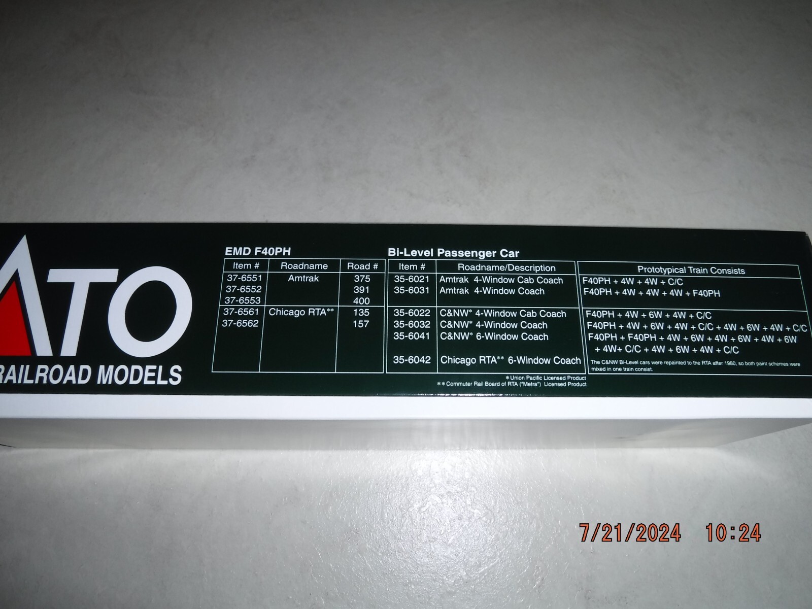 KATO HO EMD F40PH CHICAGO RTA LOCOMOTIVE VILLAGE OF ARLINGTON HEIGHTS BRAND NEW