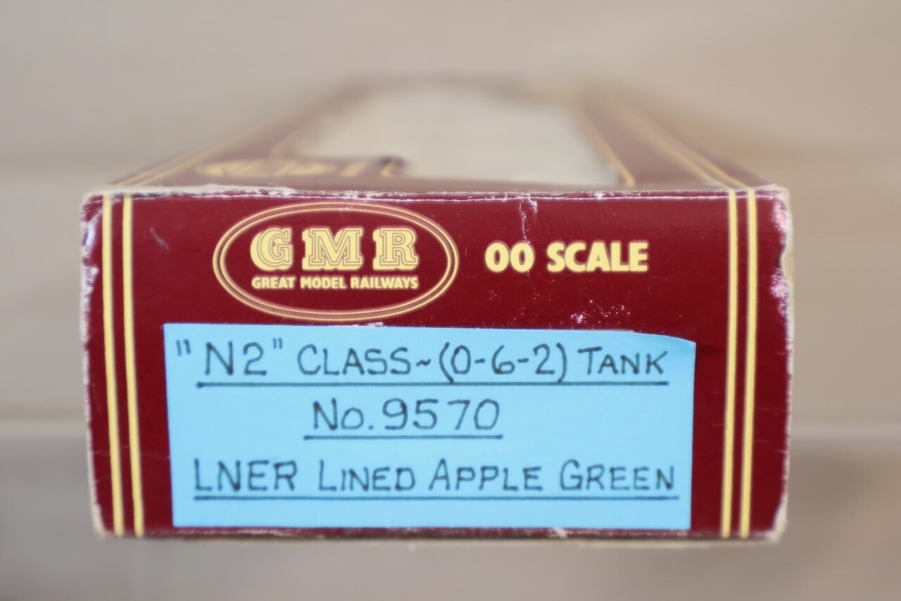 AIRFIX KIT BUILT RE PAINTED LNER 0-6-2 CLASS N2 TANK LOCOMOTIVE 9570 om