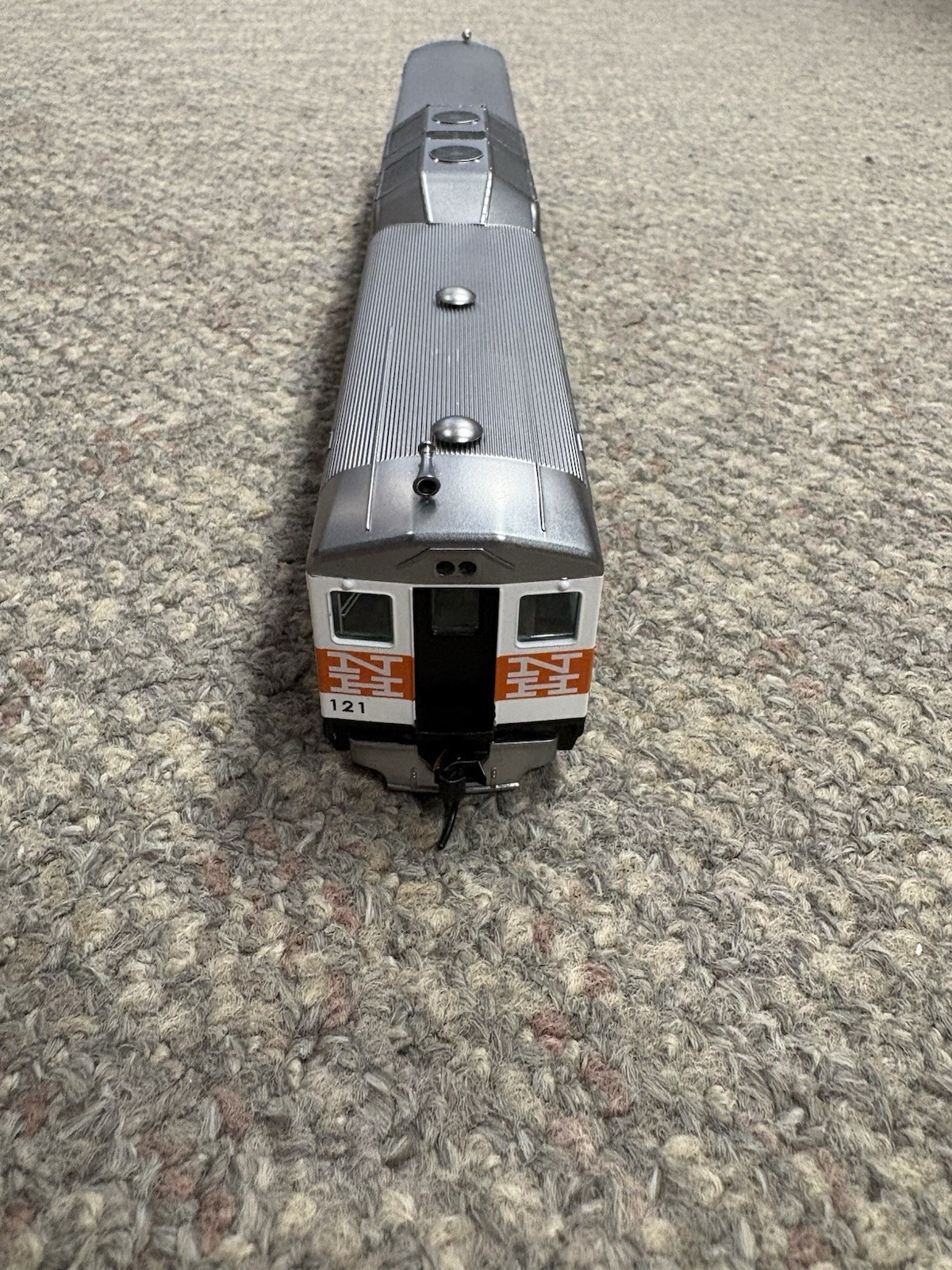 + Proto Series 1000 Walthers HO New Haven #121 RDC-2 Coach Baggage Car 920-35304