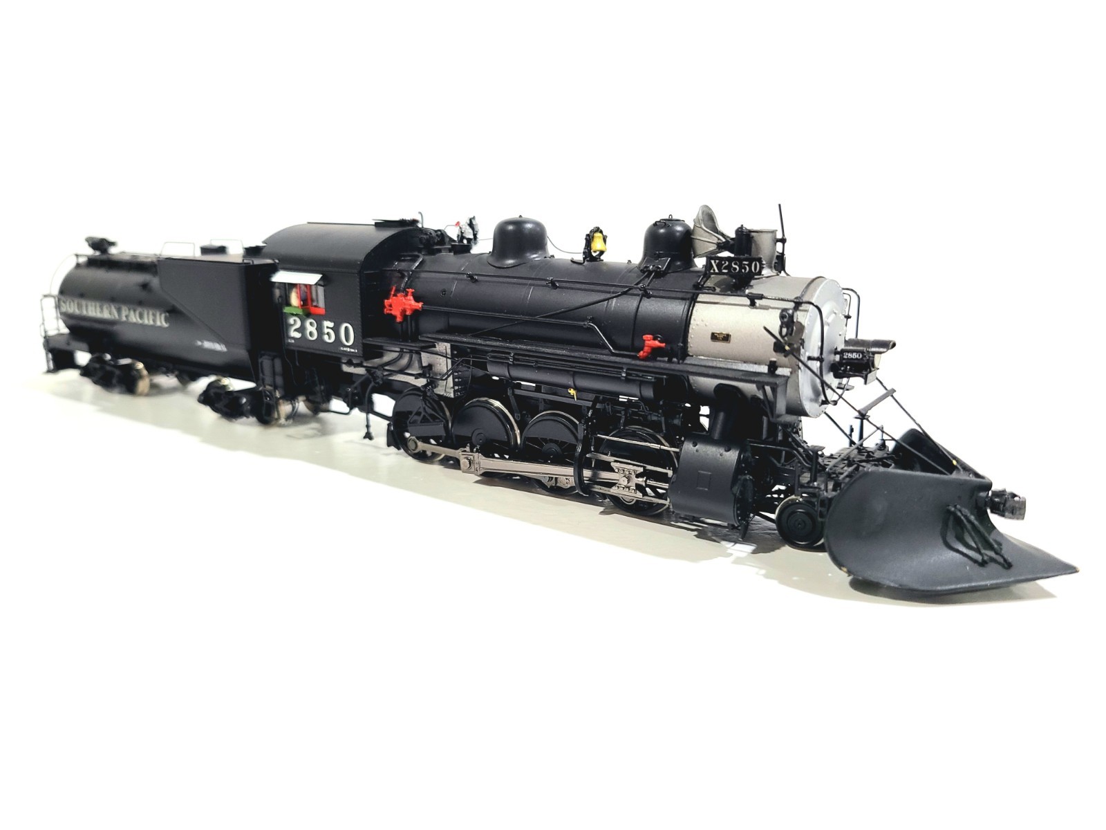 Challenger CIL Boo-Rim SP C-10 2-8-0 Southern Pacific Plow 2850 HO Brass #2518.1