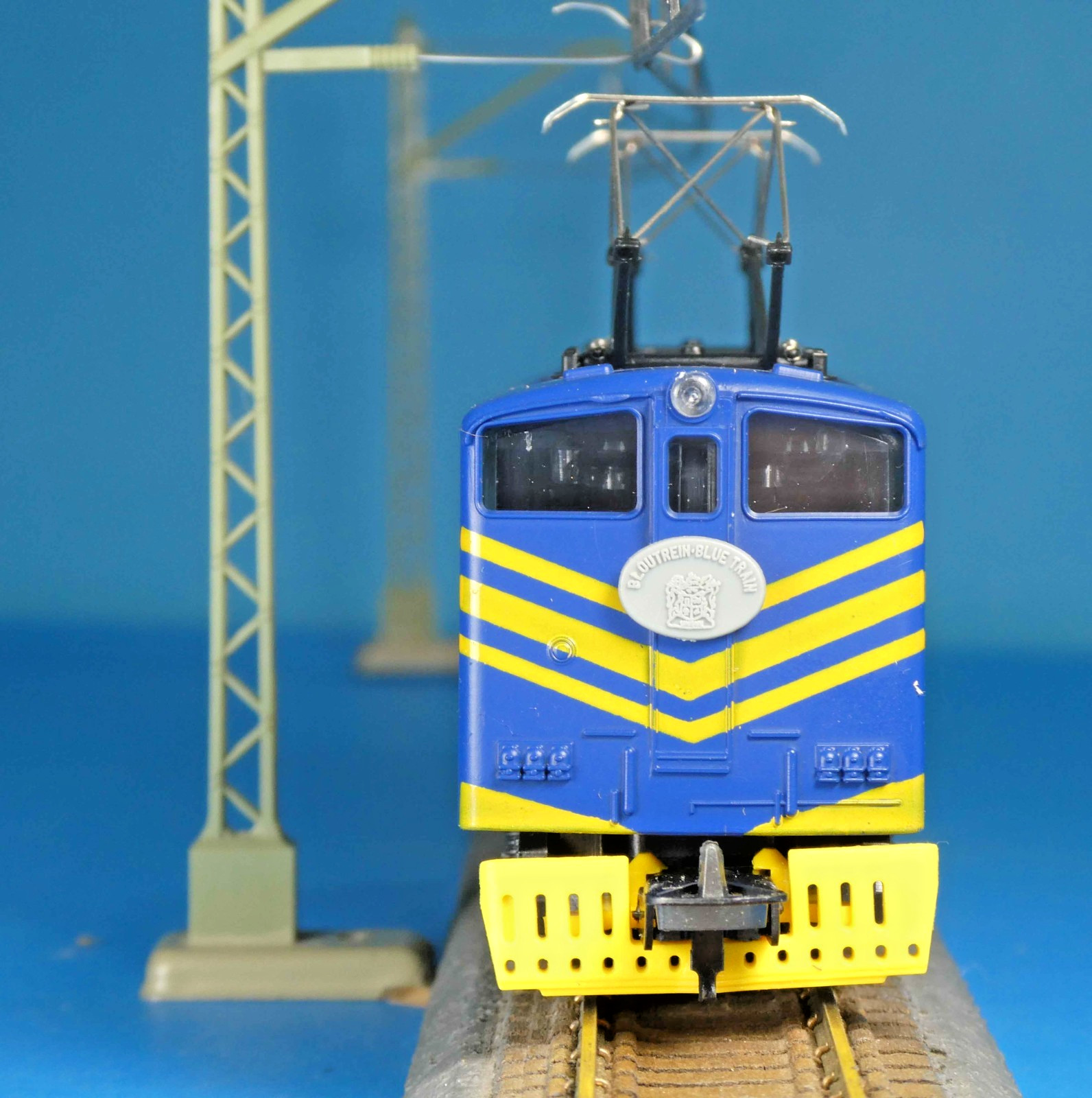 LIMA HO 209650 SOUTH AFRICAN RAILWAYS 5E E444 BLUE TRAIN DUMMY ELECTRIC OB-1980