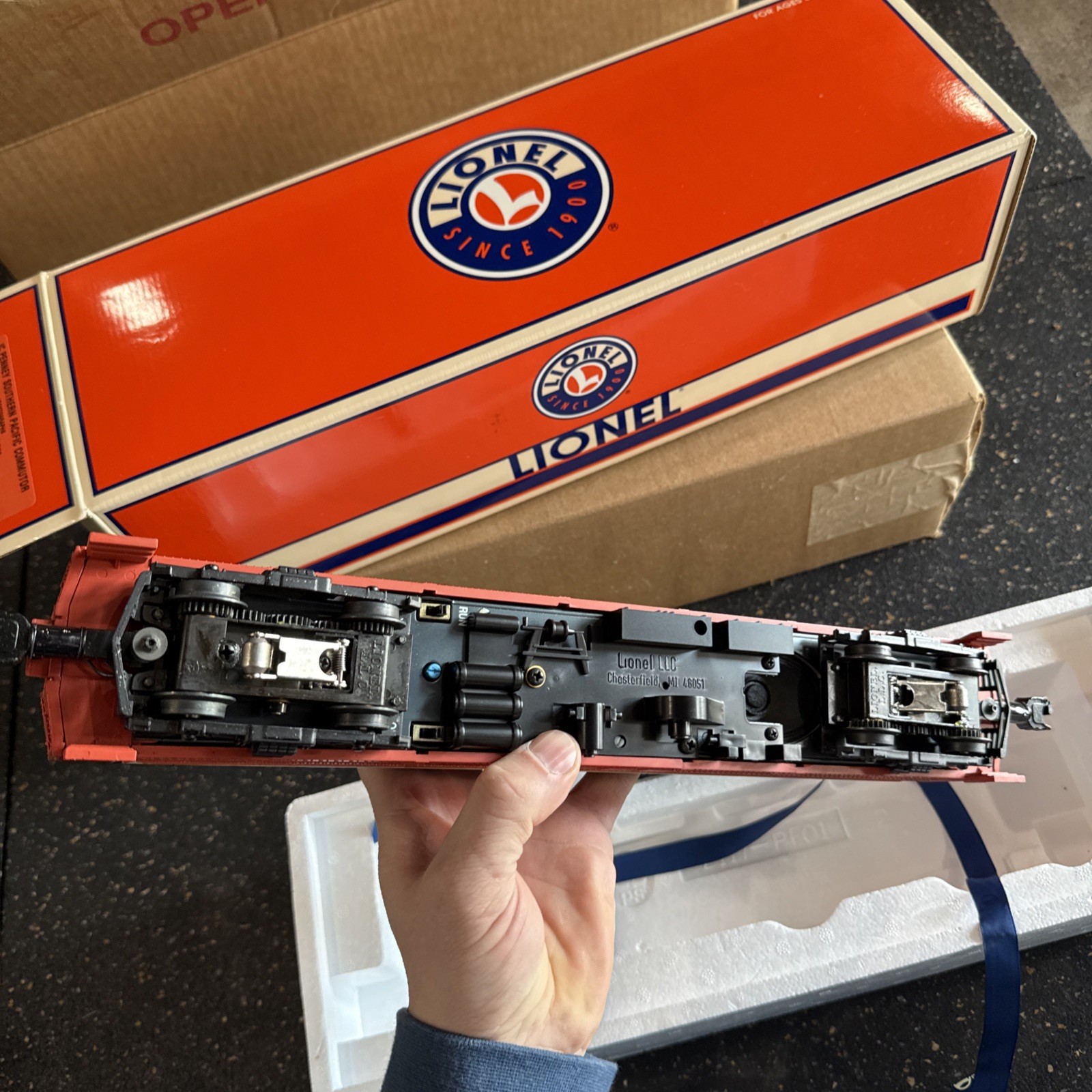 Lionel Trains 6- 18352 JC Penney Southern Pacific MU Commuter Car New