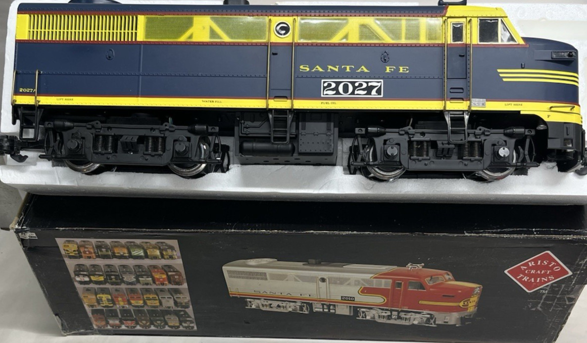 Aristocraft SANTA FE (Freight) FA1/FB1 Set #22027 BLUE/YELLOW G scale NICE!