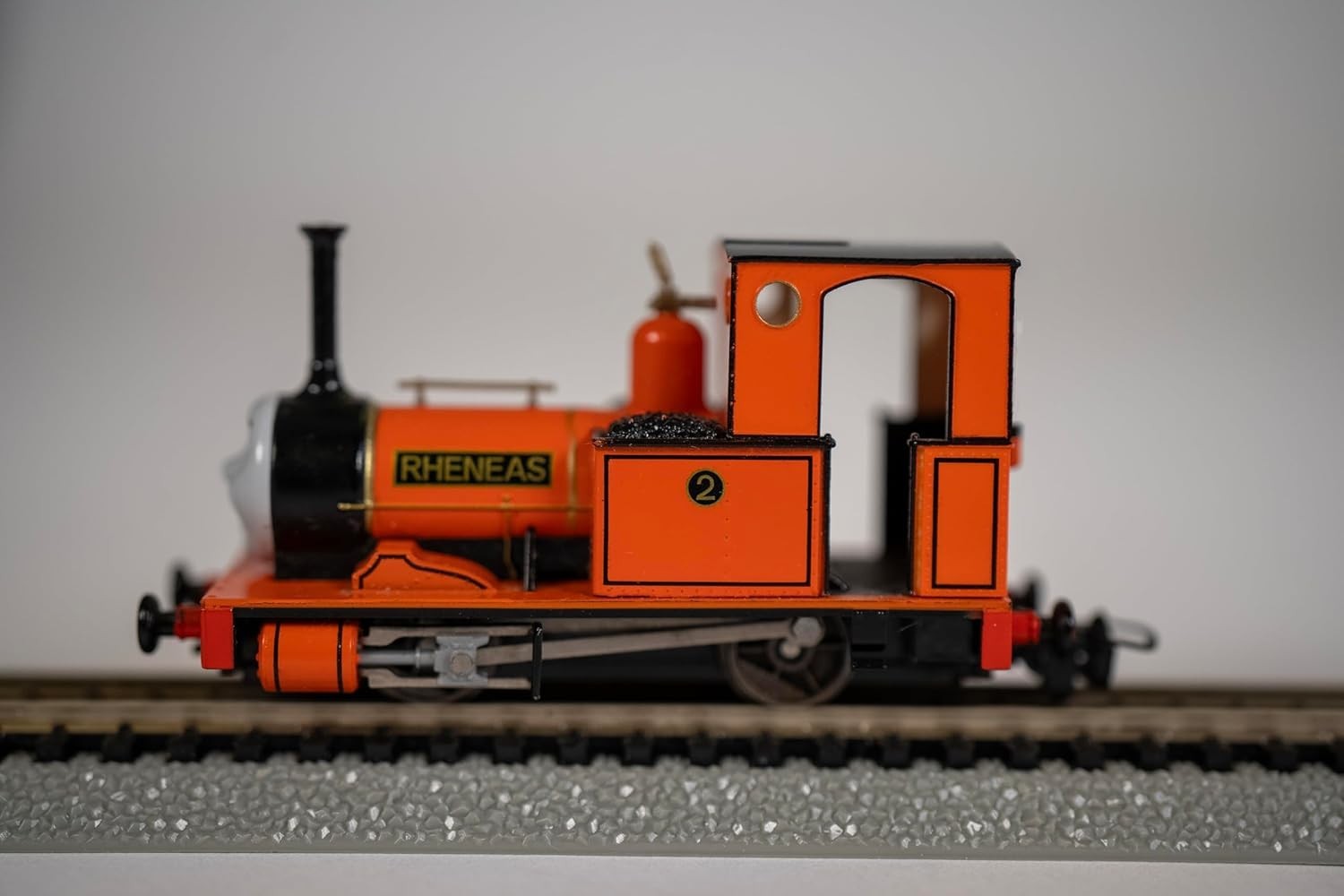 Detailed Rheneas Train Model – Portable Die-Cast in Stunning Orange Finish