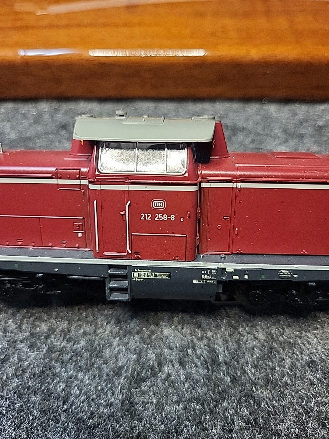 Marklin 3372 HO gauge Deutsche Bahn BR 212 diesel locomotive C-8