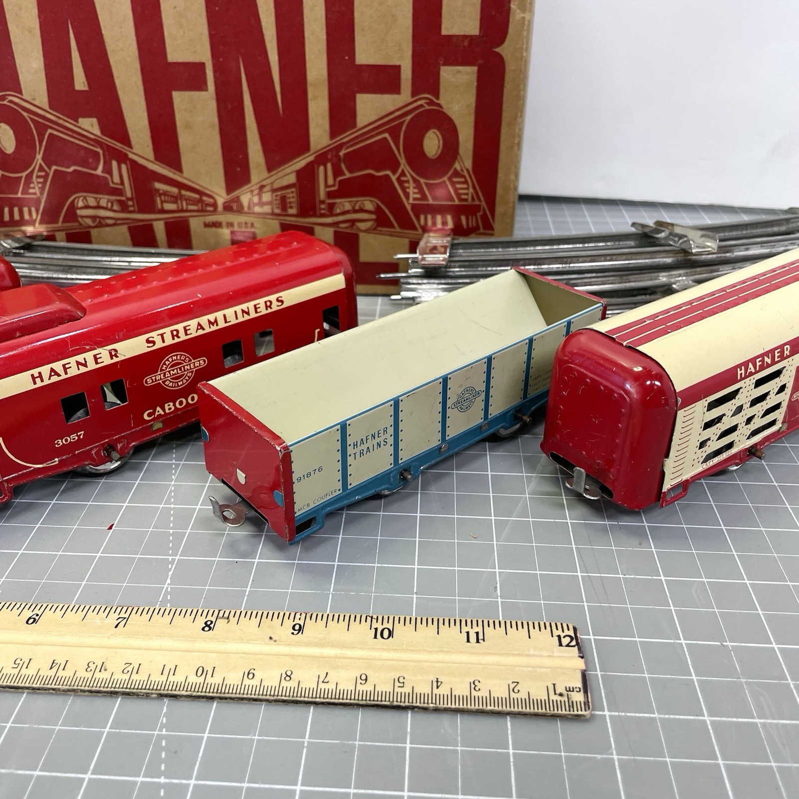 Hafner Streamliners Clockwork Wind-Up Train Set w/ Box & Track Works! Chicago US