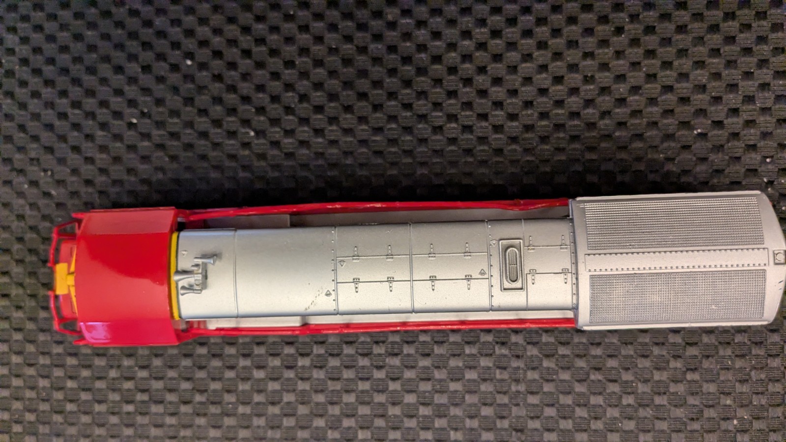 Bachmann HO U33B diesel DUMMY, Santa Fe 350 nice shell