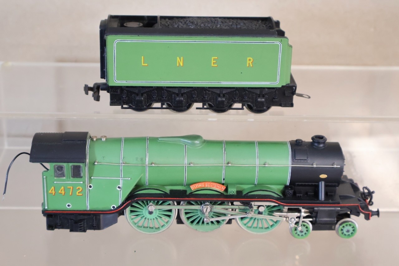 TRIX LILIPUT OO REPAIR LNER 4-6-2 CLASS A3 LOCOMOTIVE 4472 FLYING SCOTSMAN op