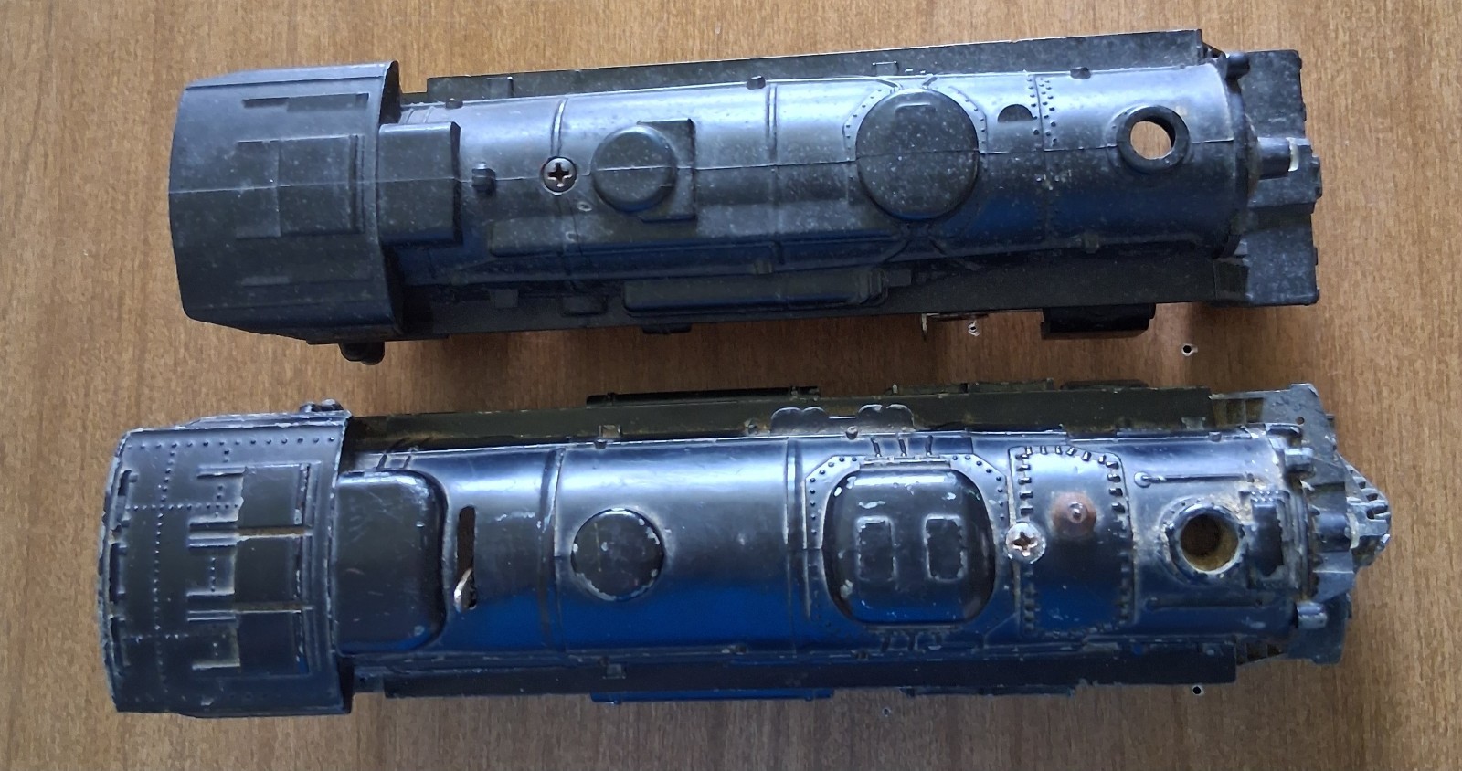 Non-Running Lionel Locos + Parts