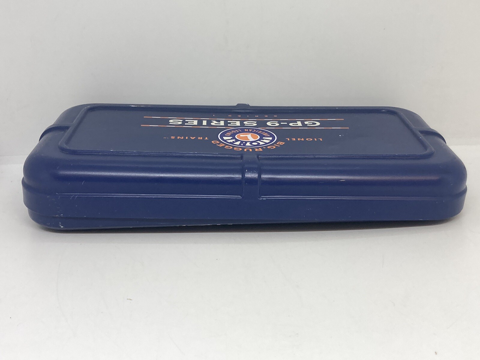 Lionel 5602 Southern Pacific GP-9 Unpowered Diesel LN/Box – TT Scale